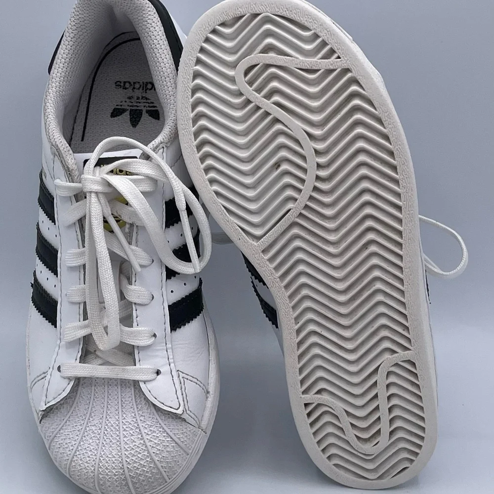 adidas shoes style